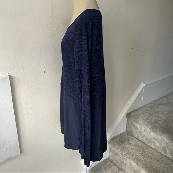Vince Blue Long Sleeve Space Dye Mixed Media Top Size Medium - Picture 2 of 7